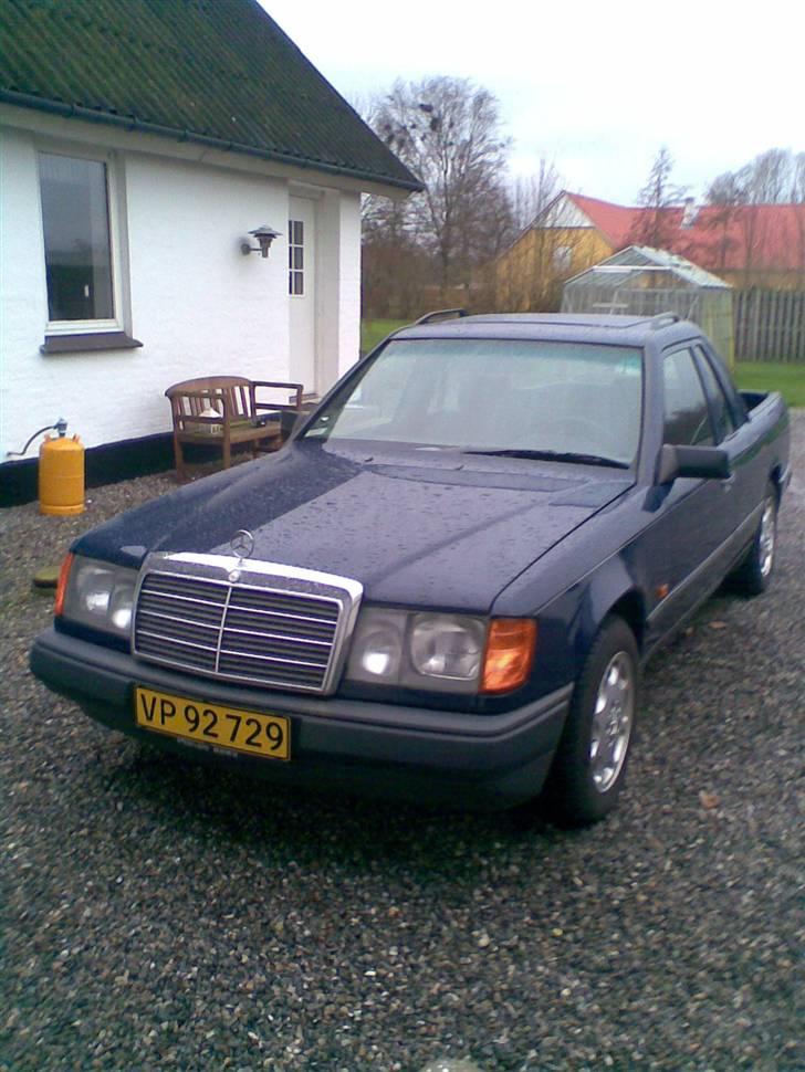 Mercedes Benz W124 Pick up DØD billede 2