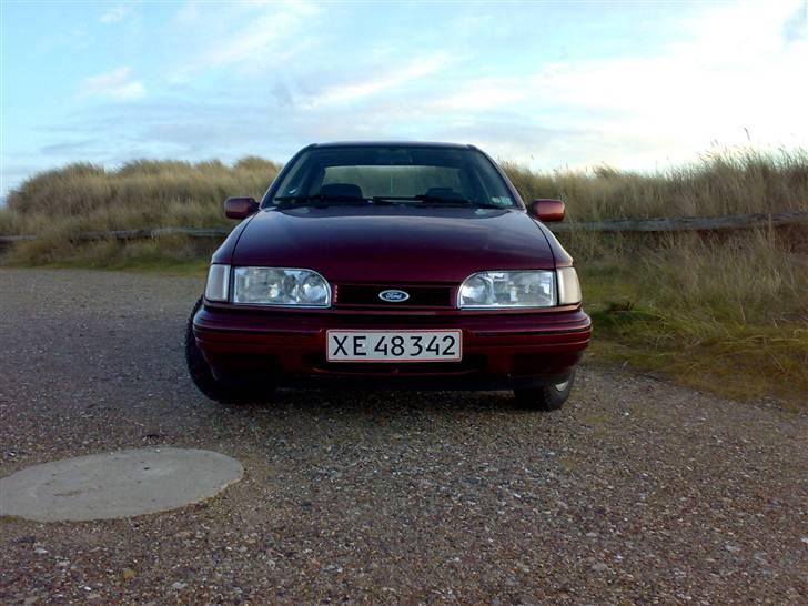 Ford Sierra 1.8 Saphier - Uden øjenskygger... billede 3