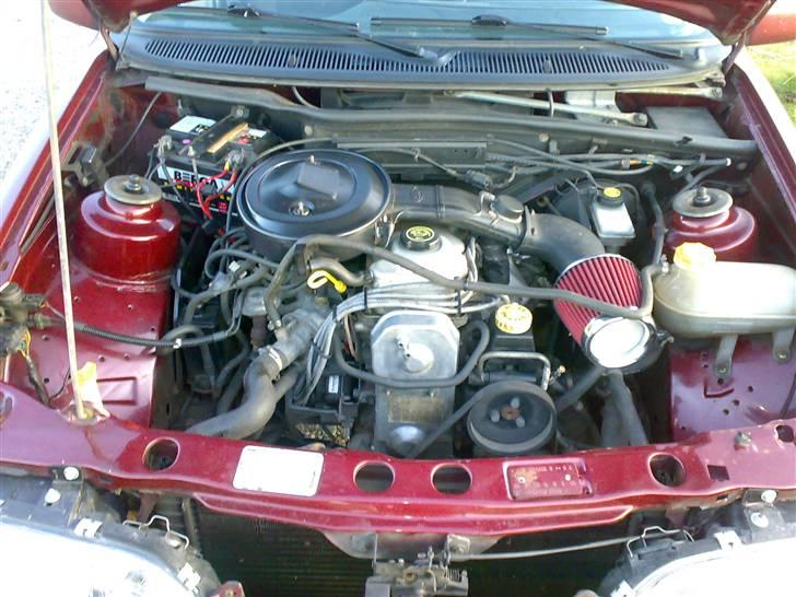 Ford Sierra 1.8 Saphier billede 5