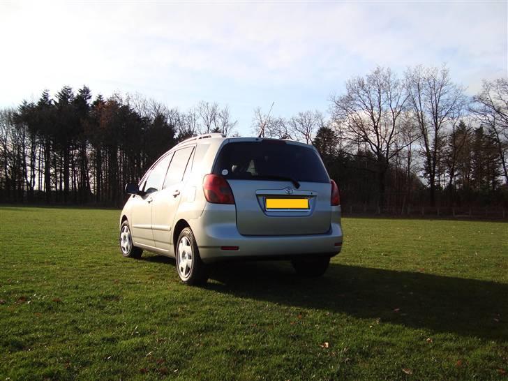 Toyota Corolla Verso Combivan billede 5