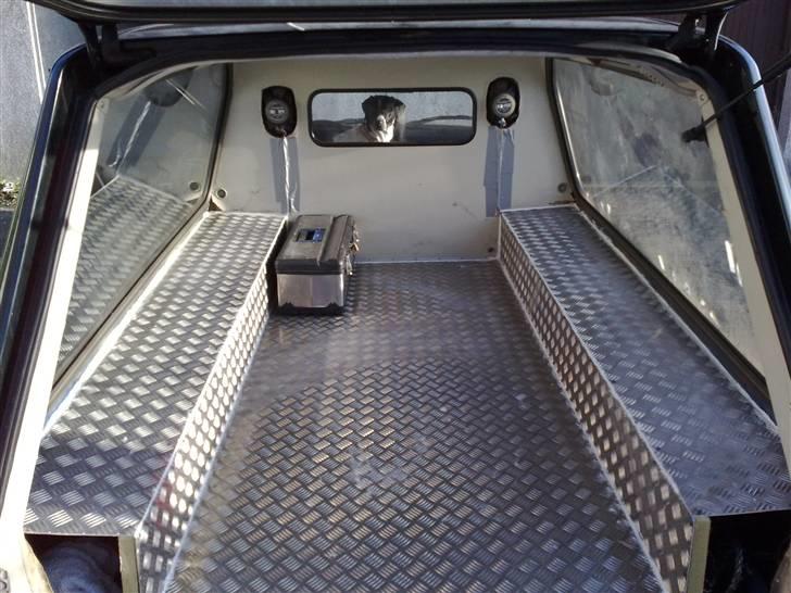 Mercedes Benz 280.te w123 - bygget i 3 mm alu plade og fuget i ale samlinger billede 9