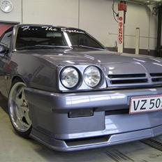 Opel Manta B2000 -Solgt-