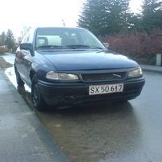 Opel astra 1.6i