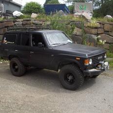 Toyota HJ 60