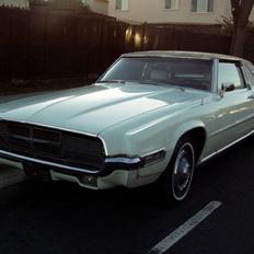 Ford Thunderbird Landau