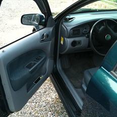 Skoda Octavia 1.6GLXi