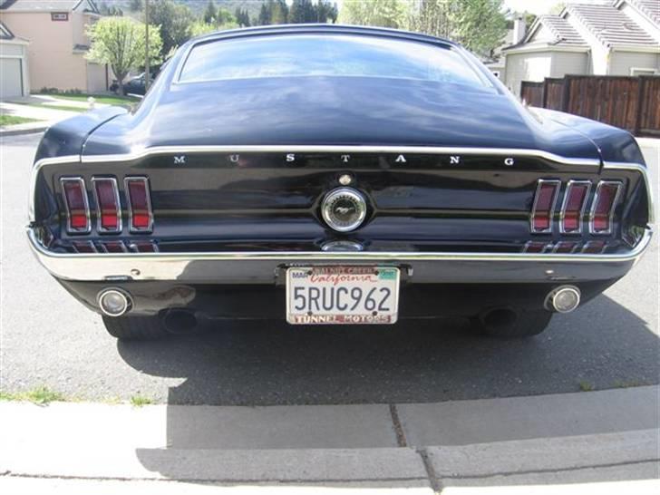 Ford Mustang Fastback  SOLGT - Taget bagfra billede 11