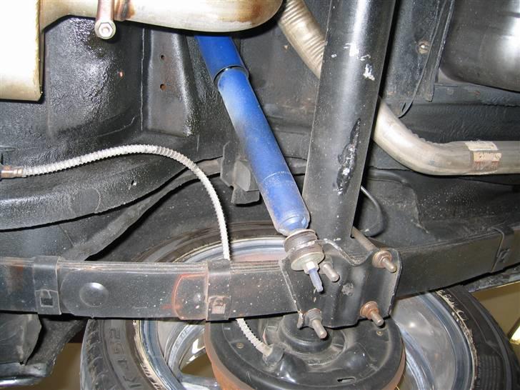 Ford Mustang Fastback  SOLGT - Her har vi så en god gammeldavs affjeddering :) billede 14