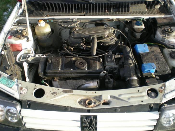 Peugeot 205 1,1  (solgt) billede 9