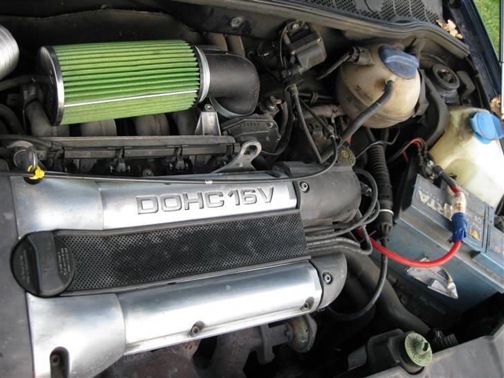 VW Polo 1,4 16v SOLGT billede 8