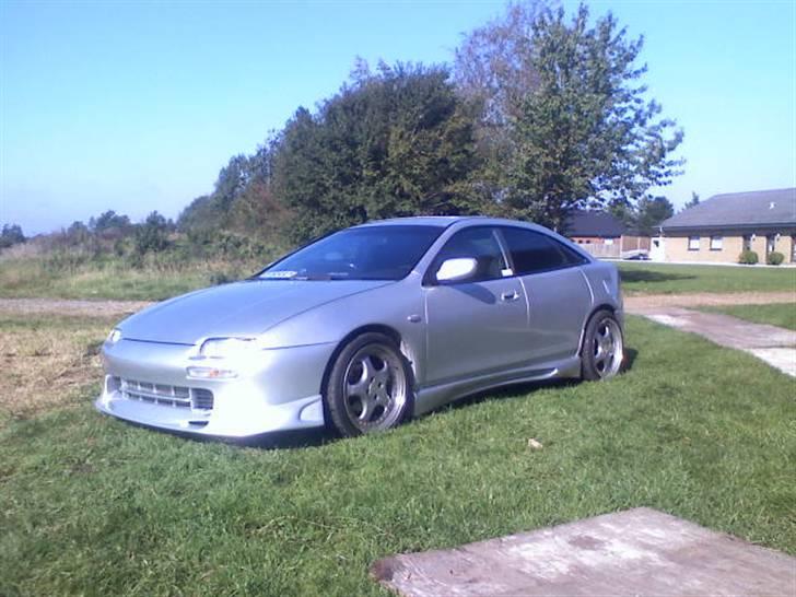 Mazda 323f BA Solgt billede 1