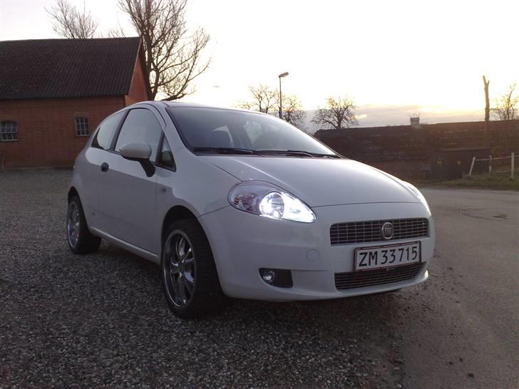 Fiat Grande Punto (SOLGT) - H4 8000 K Bixenon, Kit billede 5