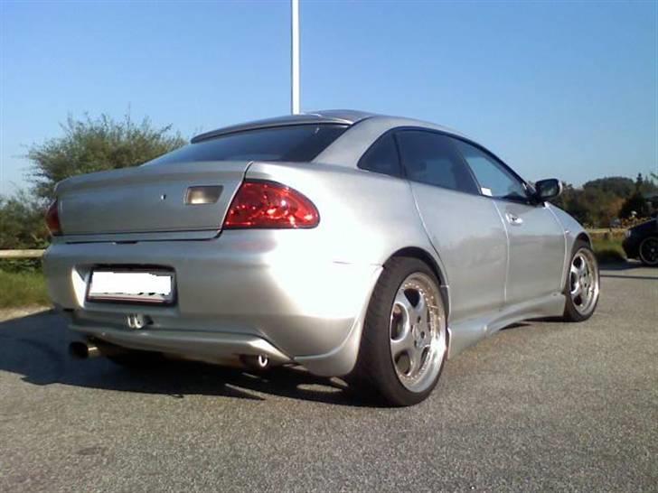 Mazda 323f BA Solgt billede 6