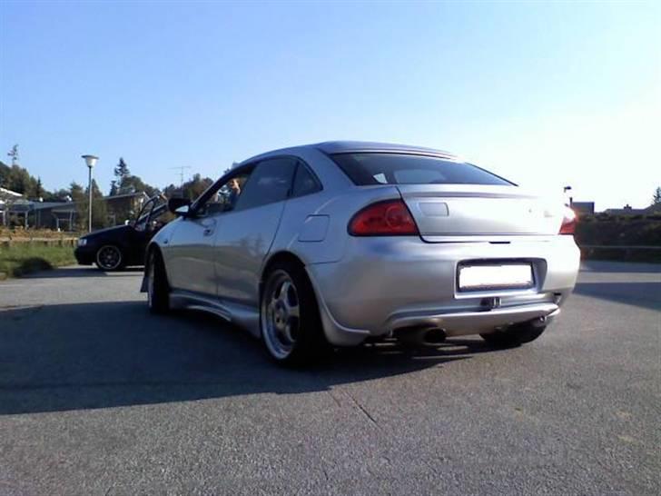 Mazda 323f BA Solgt billede 7