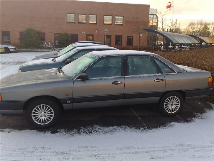 Audi 100 2,3 billede 15