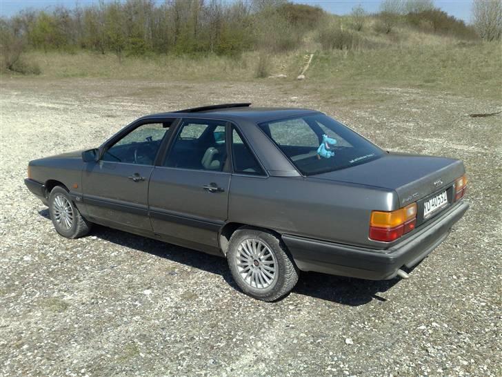 Audi 100 2,3 billede 16