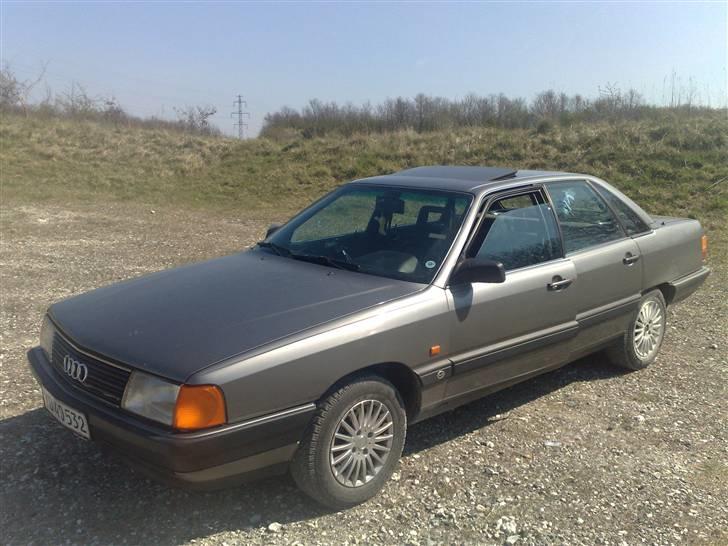 Audi 100 2,3 billede 17