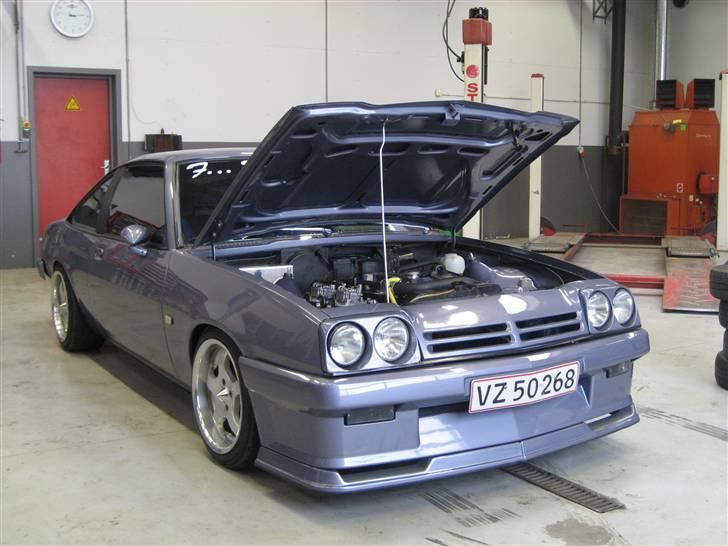 Opel Manta B2000 -Solgt- billede 4