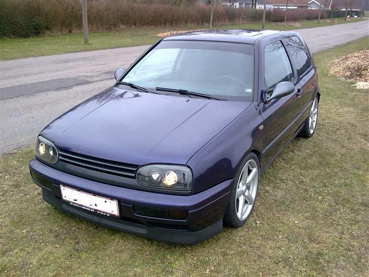 VW Golf 3 1.8 - Solgt - billede 1