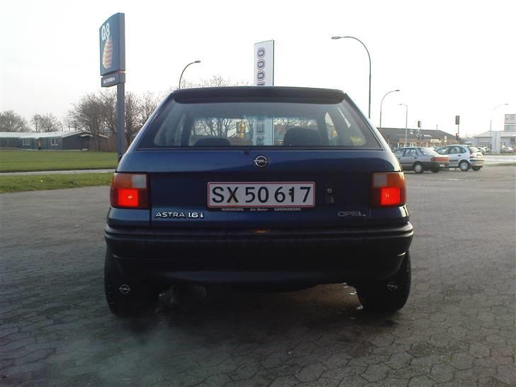 Opel astra 1.6i billede 8
