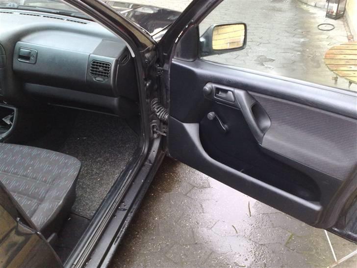 VW Golf III 1,8 CL #Solgt billede 11