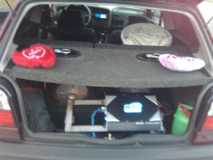 VW Golf   solgt billede 12