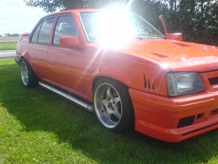 Opel ascona c solgt :( billede 6
