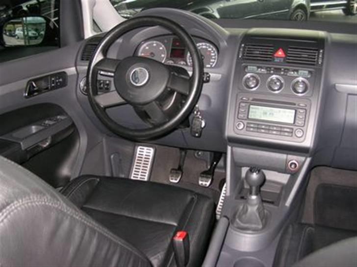 VW Touran (SOLGT) billede 4