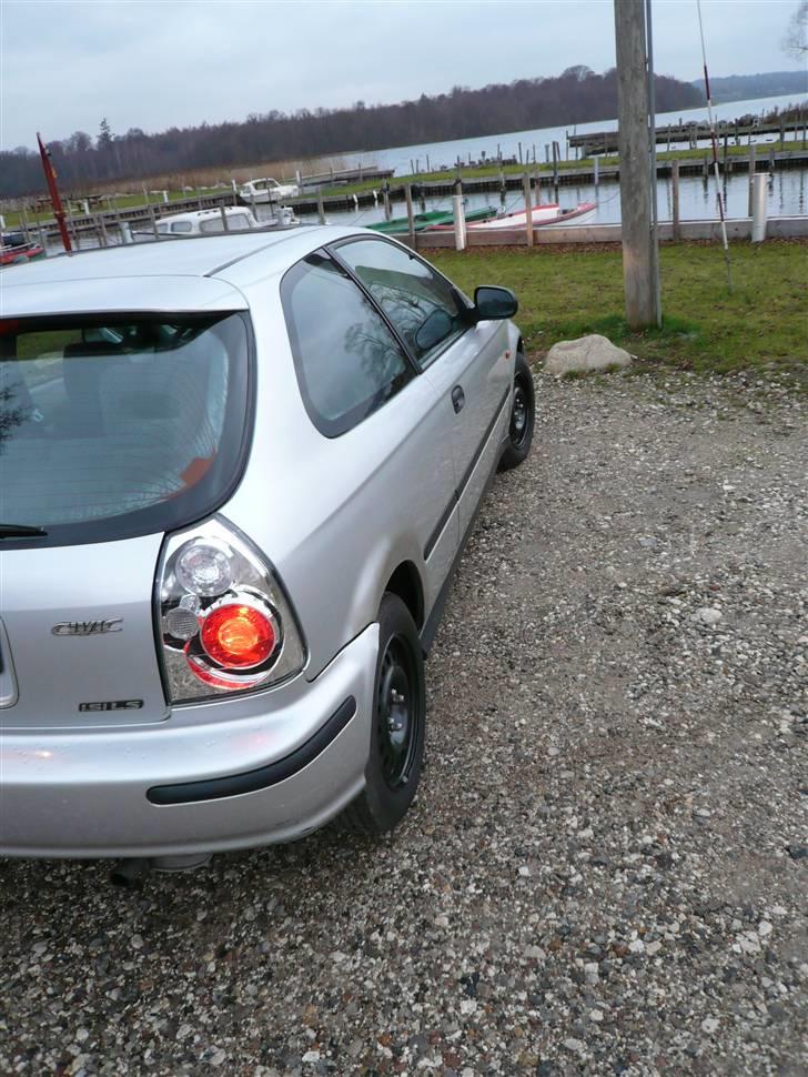 Honda Civic 1,5 V-tec billede 1