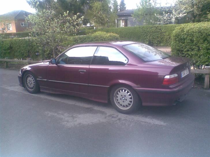 BMW 325i Coupé E36 *SOLGT* billede 18