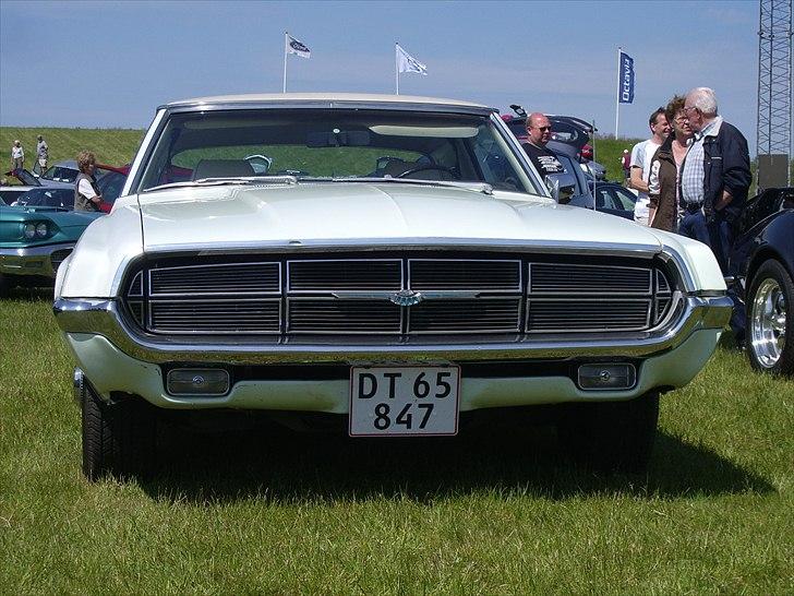 Ford Thunderbird Landau billede 9