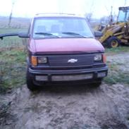 Chevrolet Astro Van