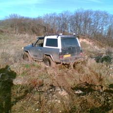 Nissan patrol 2,8 solgt