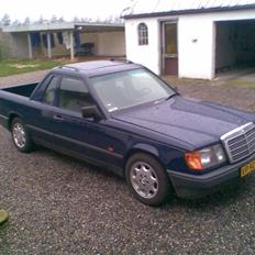 Mercedes Benz W124 Pick up DØD