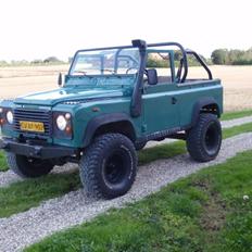 Land Rover Defender 90 1984 