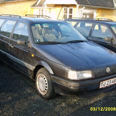 VW Passat GL Type 3