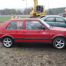 VW Golf 2 1,8 SÆLGES I DELE!
