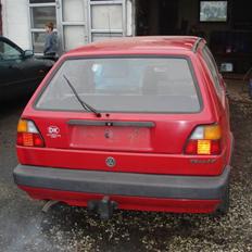VW Golf 2 1,8 SÆLGES I DELE!