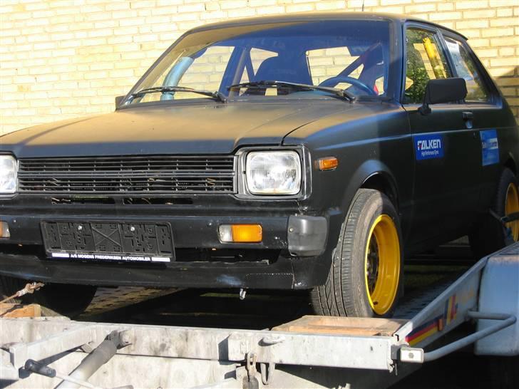 Toyota Starlet KP60 sælges (SOLGT) - et pitstop hos svigerforældrene i munkebo. billede 9