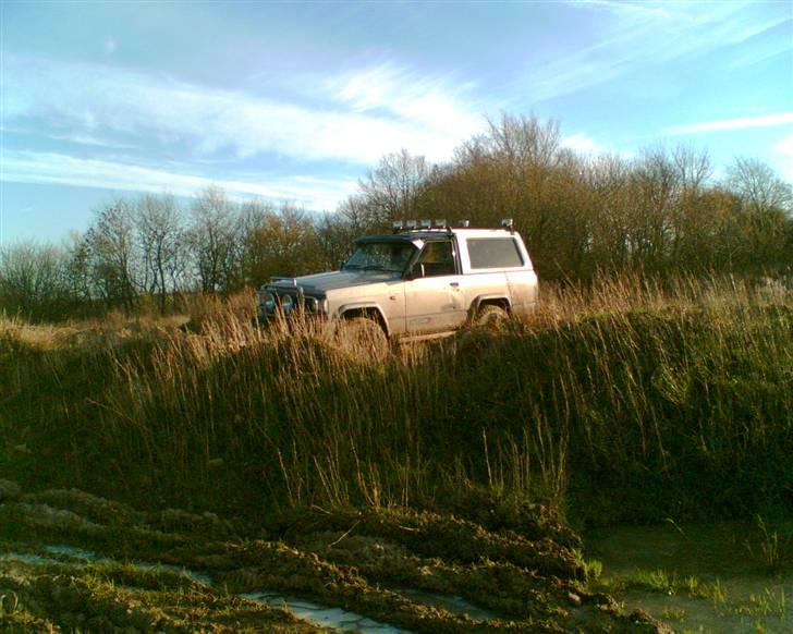 Nissan patrol 2,8 solgt billede 4