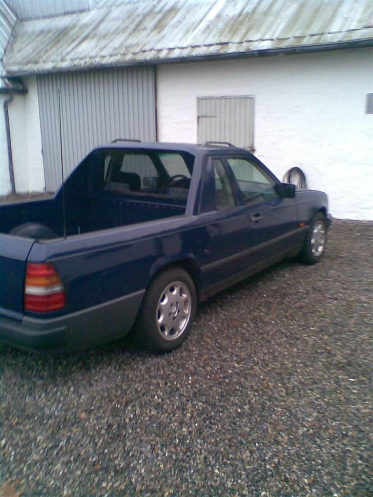 Mercedes Benz W124 Pick up DØD billede 4