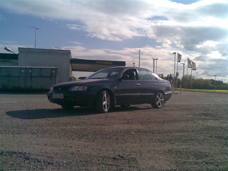 Toyota carina e (Solgt) billede 7