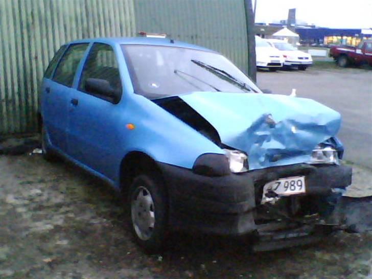 Fiat punto s 1,2 (totalskadet) billede 17