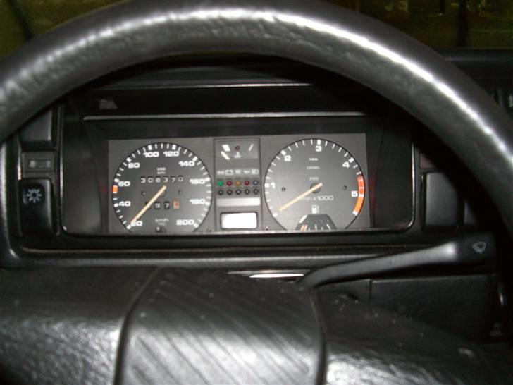 VW Golf 1,6 TD Solgt - Speedometer, med omdrejningstæller... billede 6