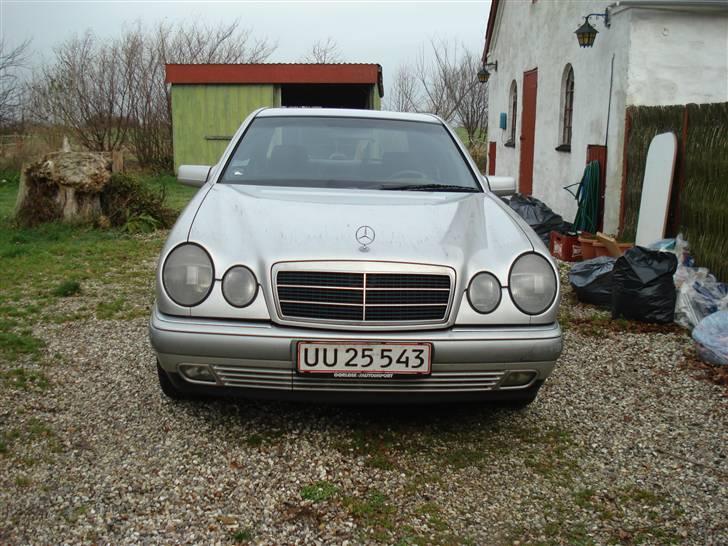 Mercedes Benz (Byttet til svindler) billede 1