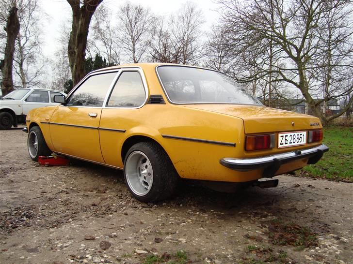 Opel Ascona B 1,6 S Submarine billede 17