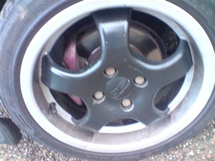 Mazda 323 f 16v solgt billede 5