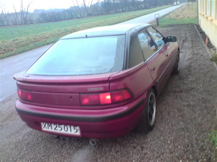 Mazda 323 f 16v solgt billede 9