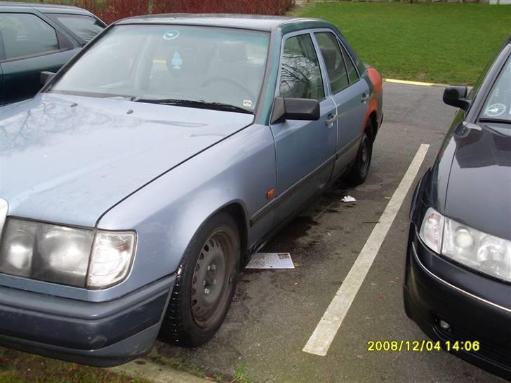 Mercedes Benz 250D `SOLGT billede 1