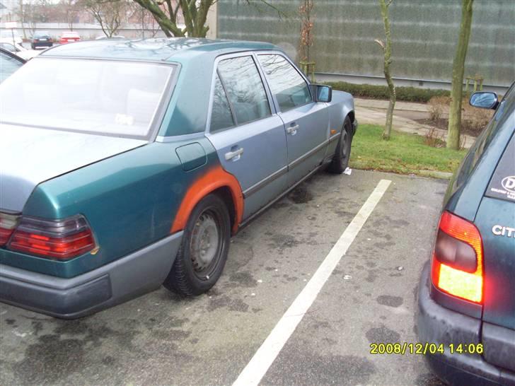 Mercedes Benz 250D `SOLGT billede 7